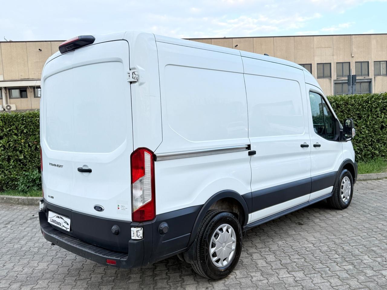 Ford Transit 330 2.0TDCi MHEV 130CV EURO6