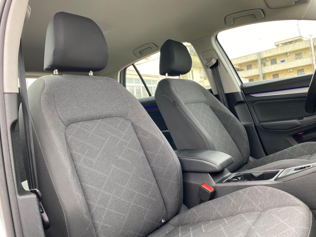 Volkswagen Golf 2.0 TDI DSG SCR Style