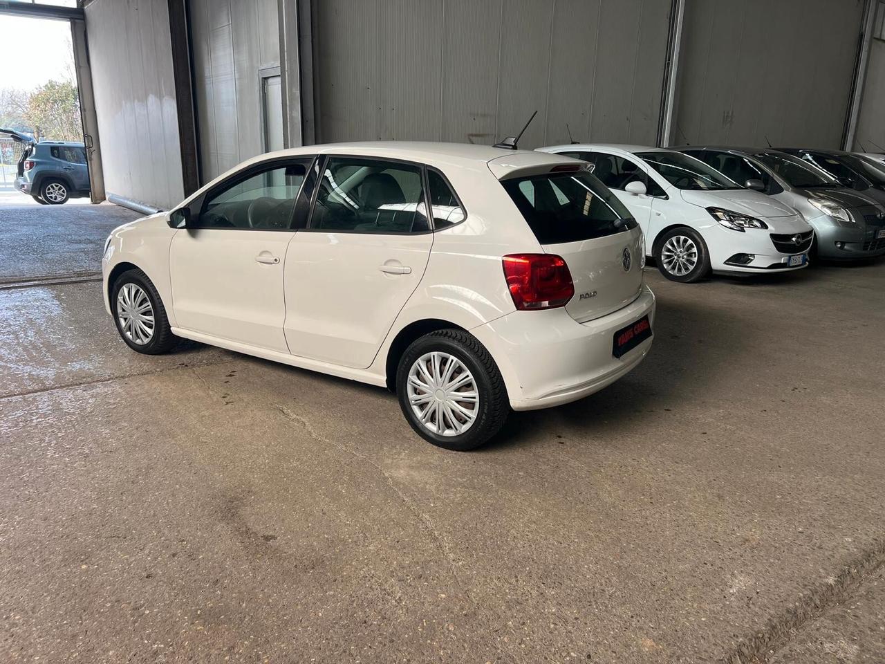 Volkswagen Polo 1.2 70 CV . Comfortline-2013-NEOP.
