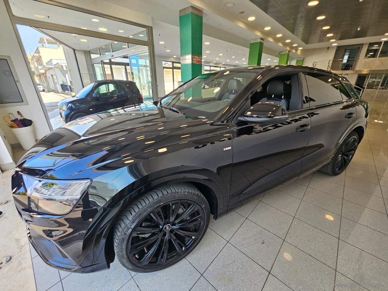AUDI Q8 50 TDI 286 CV quattro tiptronic S-LINE