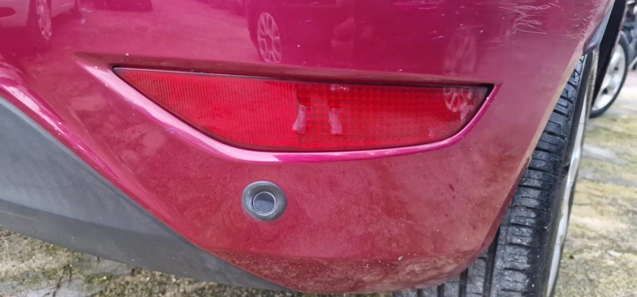 Ford Fiesta 1.4 5 porte Bz.- GPL Titanium