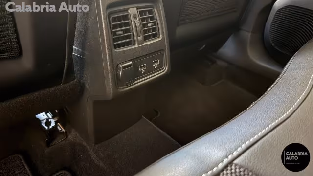 RENAULT Captur Plug-in Hybrid E-Tech 160 CV Techno