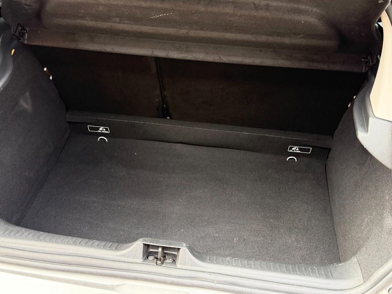 Renault Clio 1.5 DCI 75 cv. ENERGY BUSINESS (Autocarro 4P. N1)