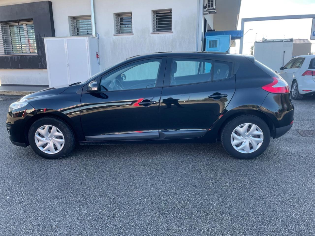 Renault Mégane 1.5 dCi ok x neo pat anno 2013