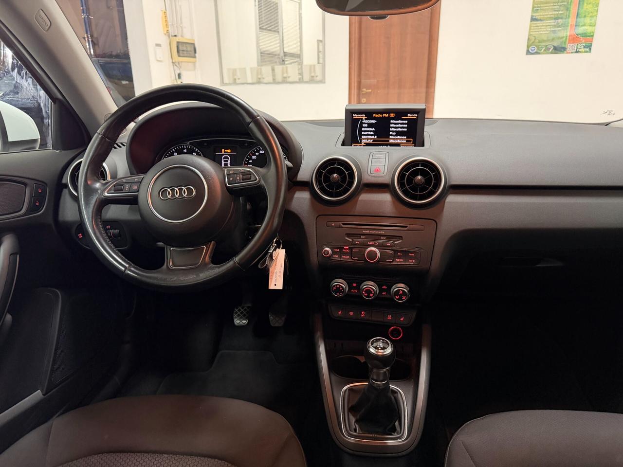 Audi A1 1.2 TFSI Ambition 12/2014 OK NEOPATENTATI