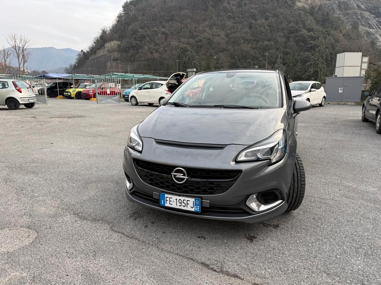 Opel Corsa 1.6 Turbo Coupé OPC