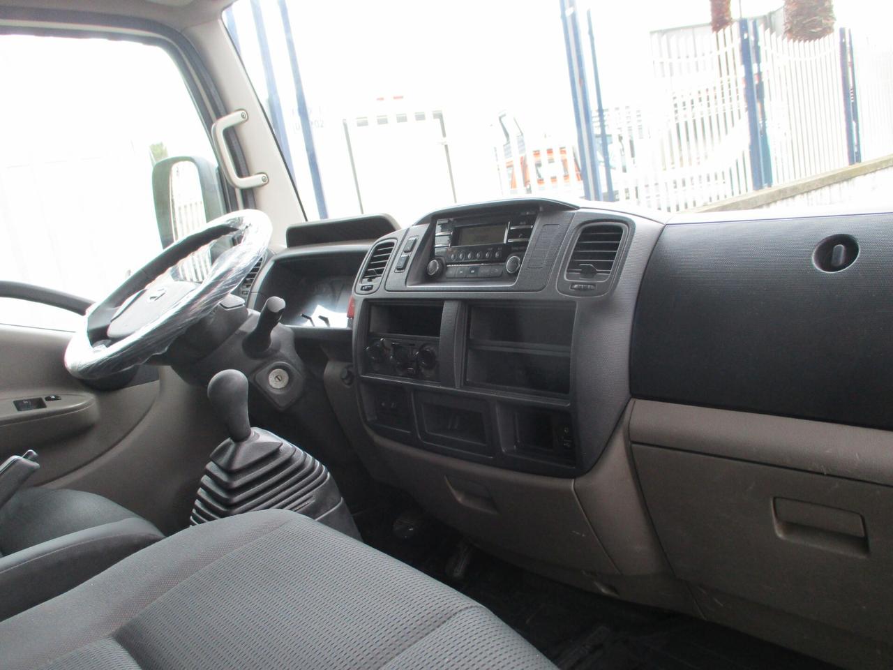 Nissan Cabstar NT 400 35-14 2.5 140CV E5 RIBALTABILE TRILATERALE