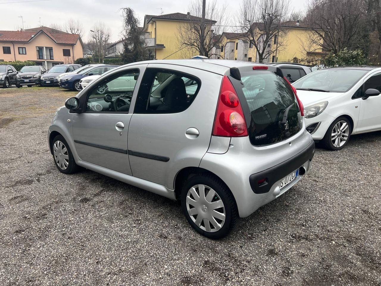 Peugeot 107 1.0 68CV 5p. Plaisir 2Tronic*NEOPATENTATI