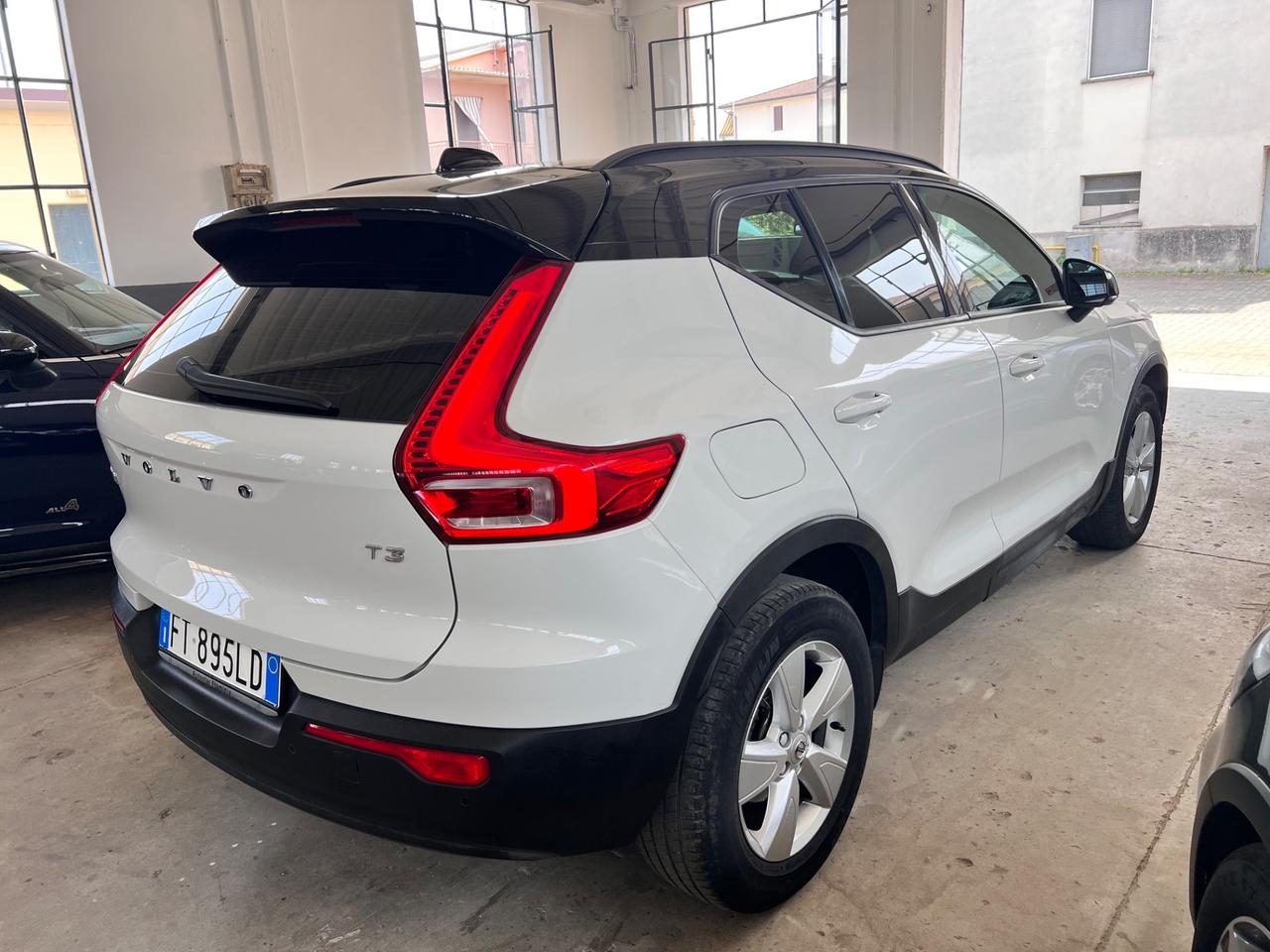 Volvo XC40 T3 Business