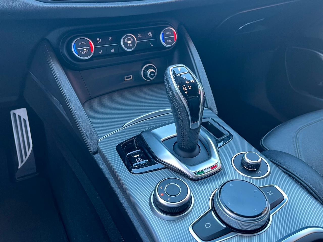 Alfa Romeo Stelvio 2.2 210 CV AT8 Q4 Veloce
