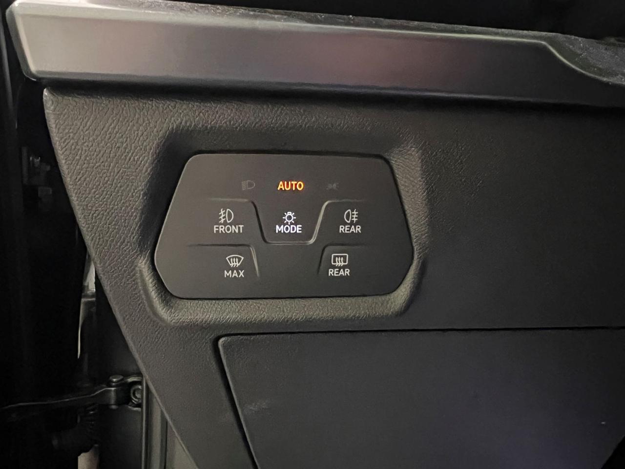 CUPRA Leon 2024 2.0 tdi 150cv dsg