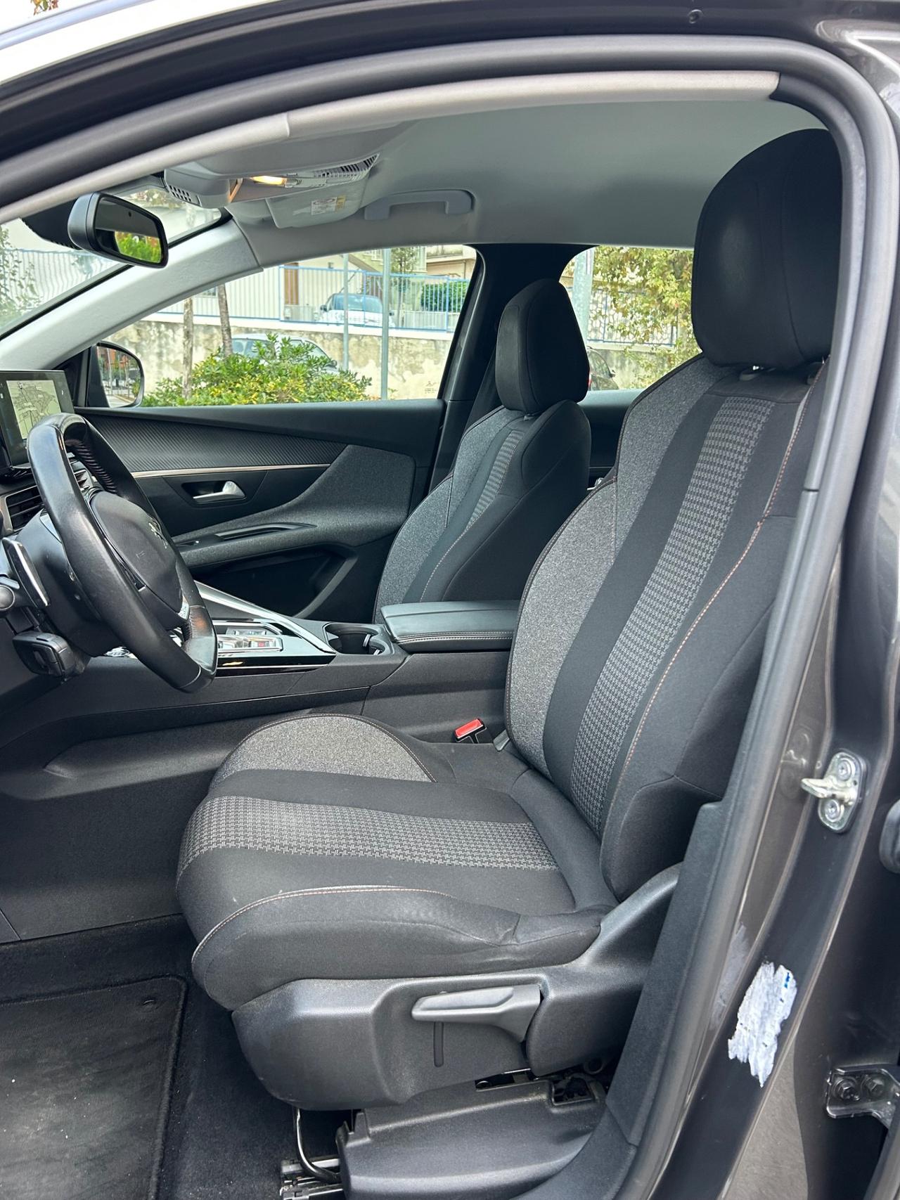 Peugeot 3008 BlueHDi 130 S&S EAT8 - 2021