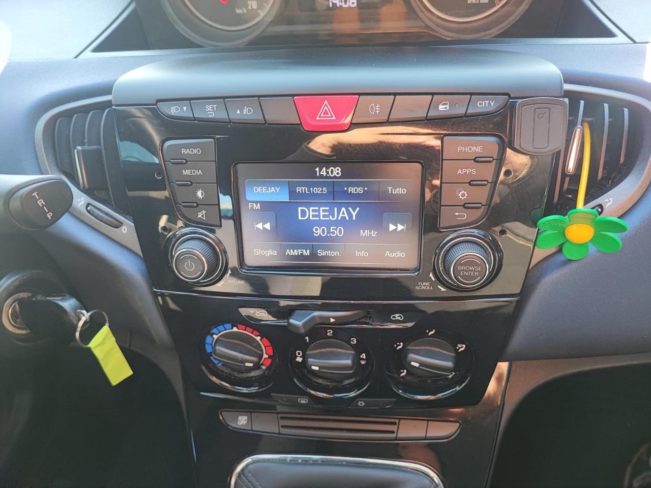 Lancia Ypsilon 1.2 69 CV 5 porte GPL Ecochic Platinum