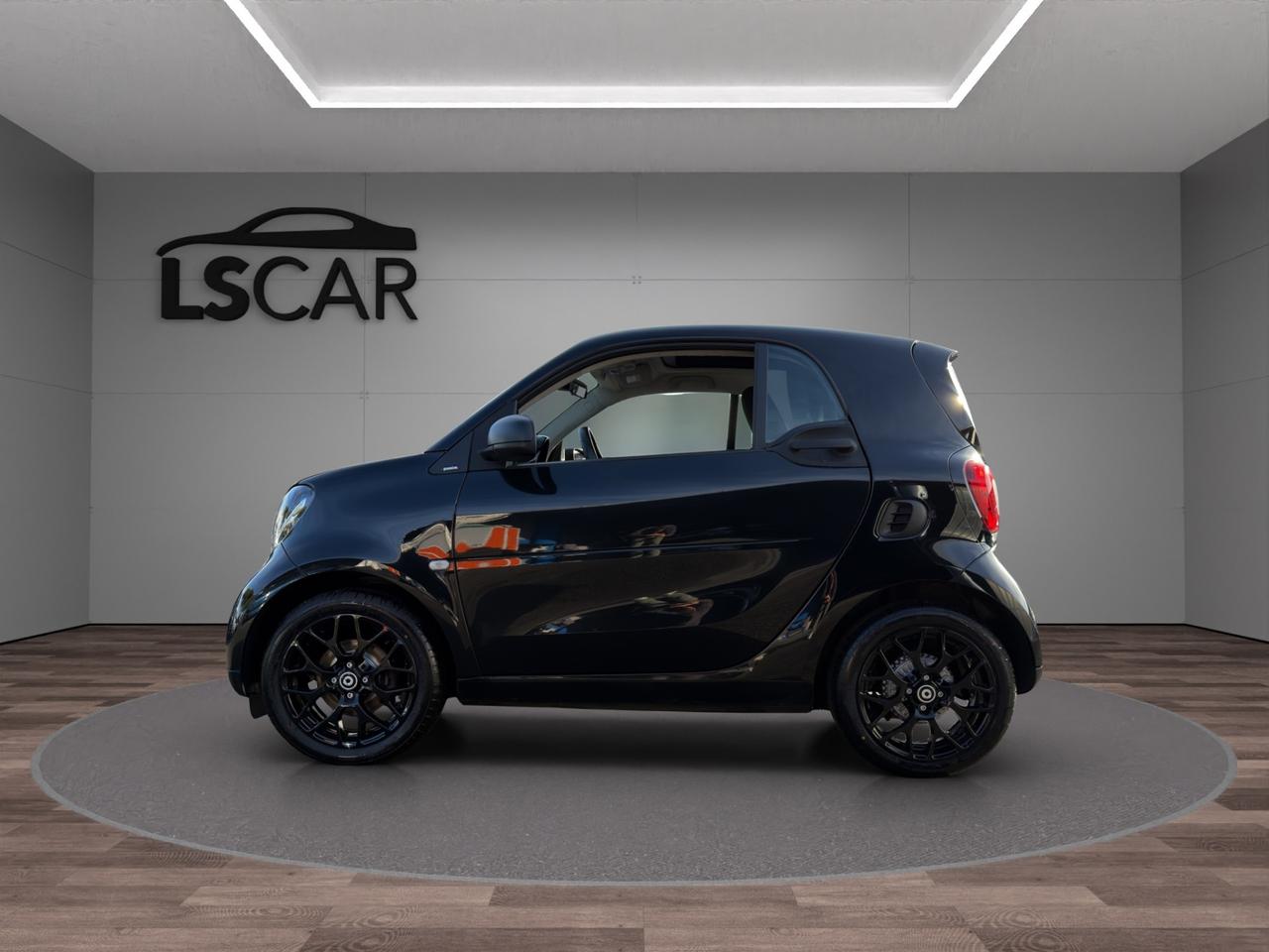 Smart fortwo coupe Fortwo 0.9 t Passion 90cv - Unipro - Promo Finanziamento - Unipro - Schermo - Retrocamera - Tetto - Cerchi 16"