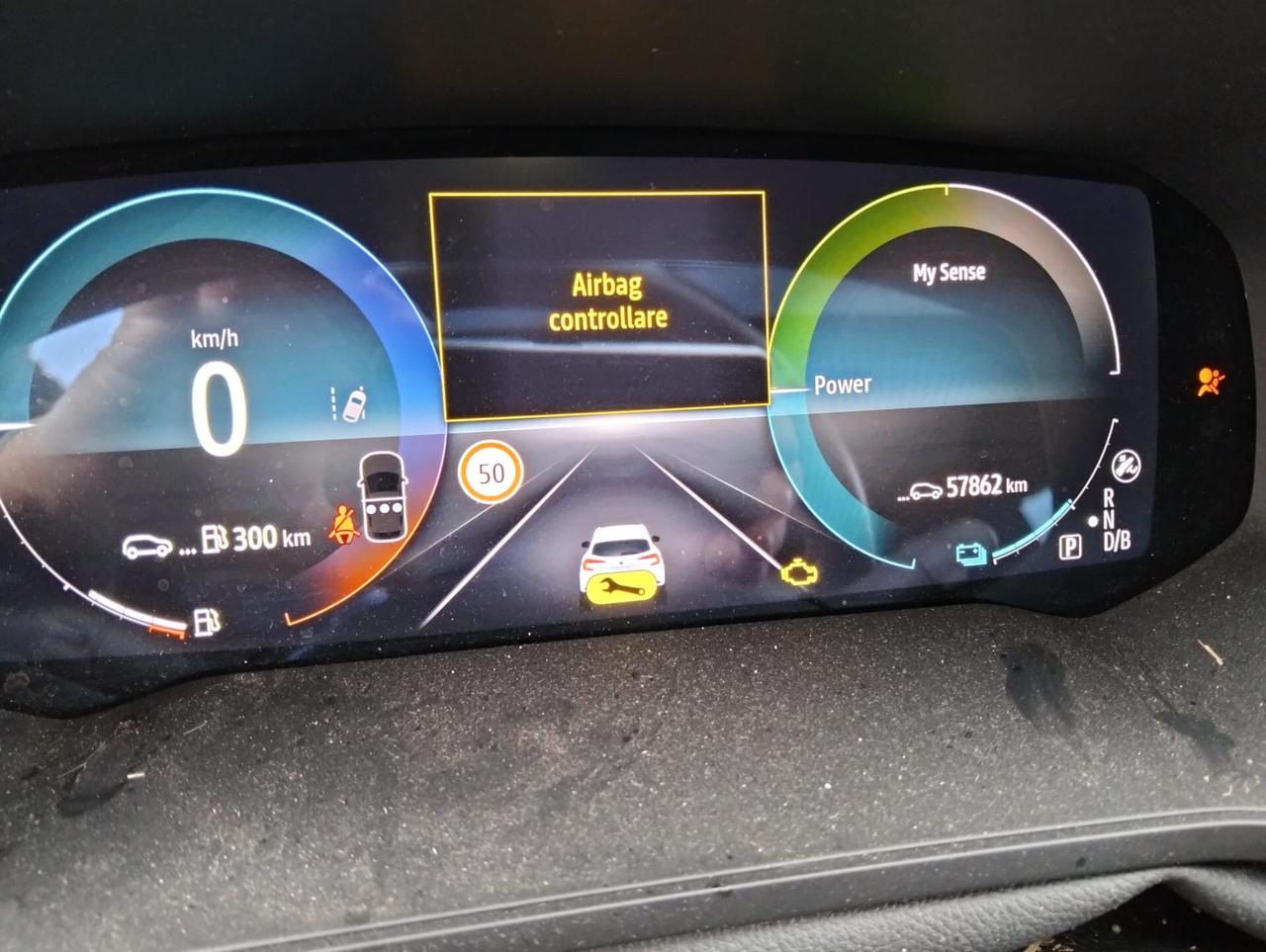 Captur Hybrid E-Tech 145cv RS Line 2022 SINISTRATA