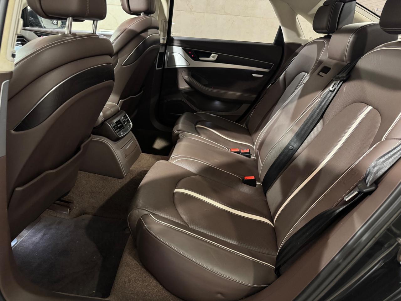 Audi A8 3.0 TDI 262 CV ultra quattro tiptronic