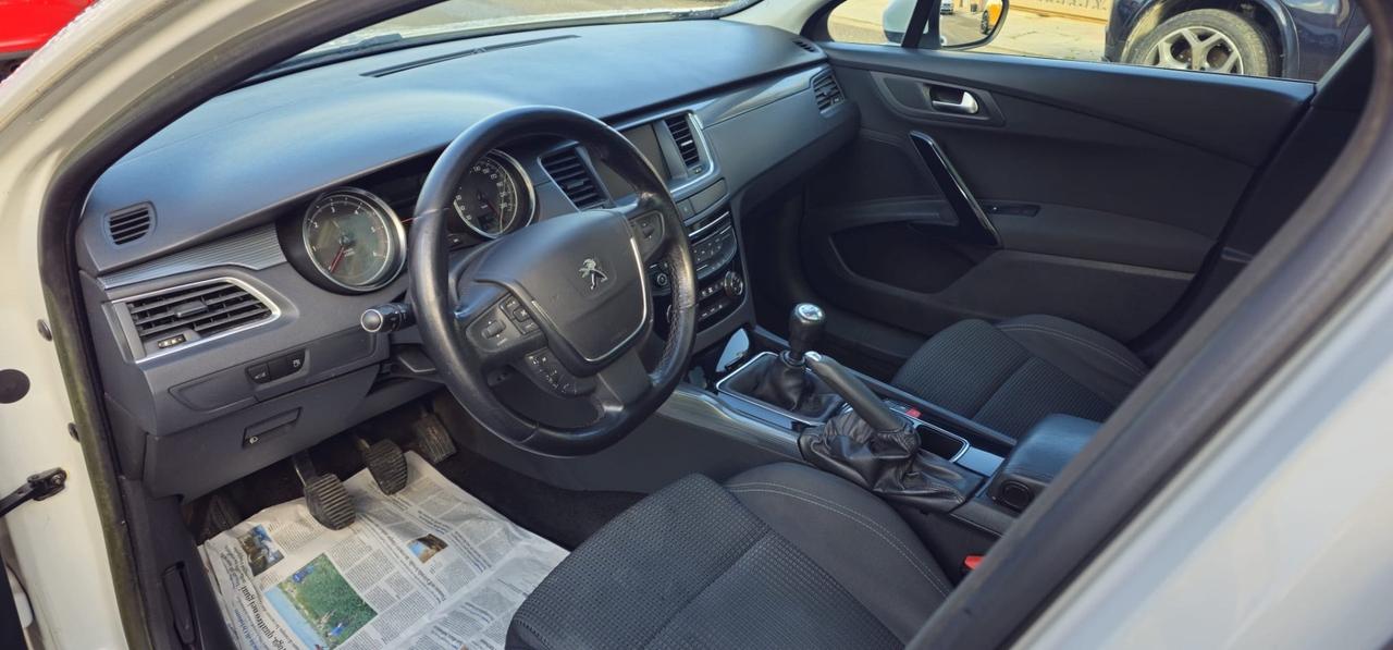 Peugeot 508 2.0 HDi 140CV SW Ciel Allure