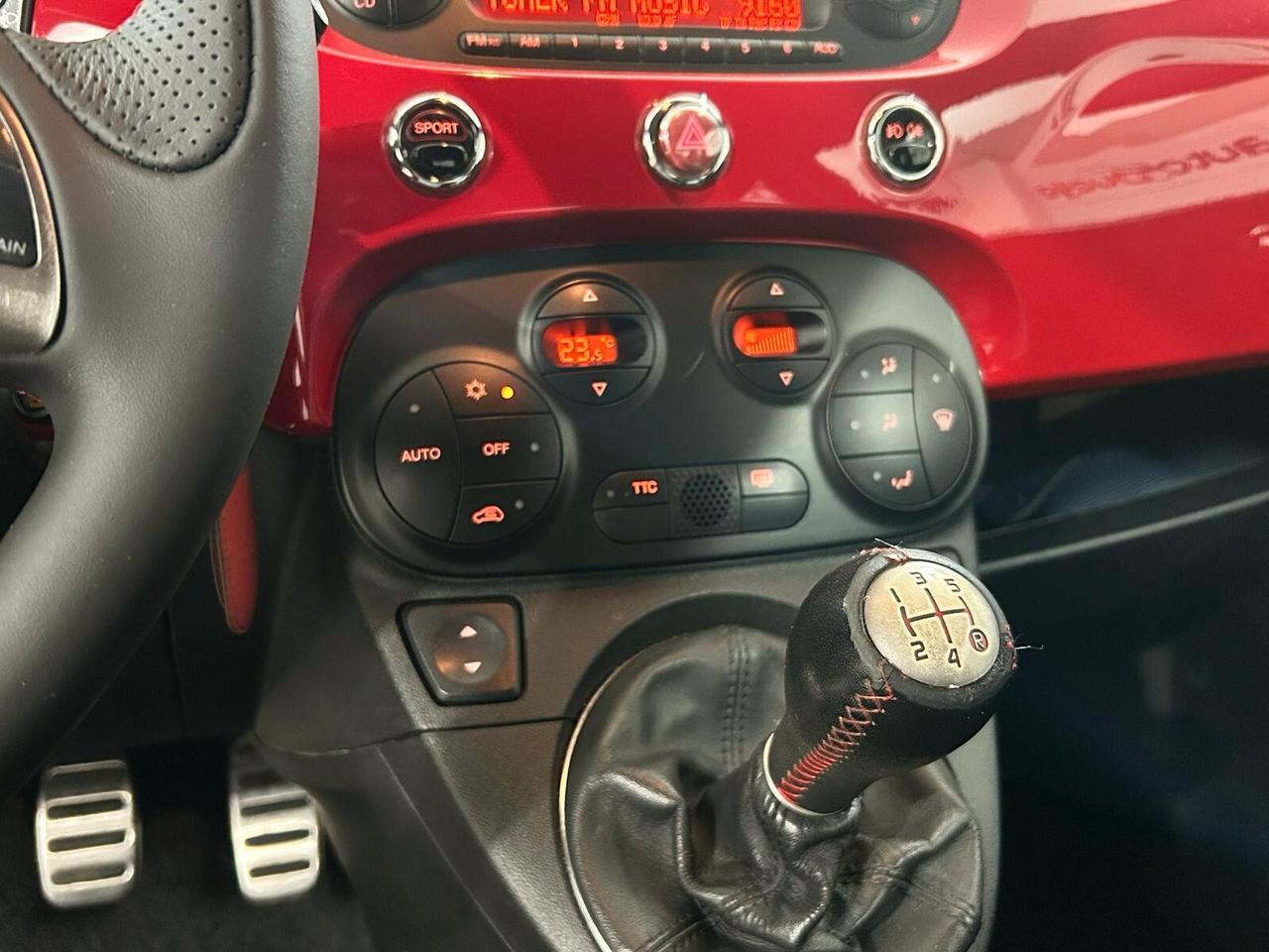 Abarth 500 1.4 Turbo T-Jet essesse