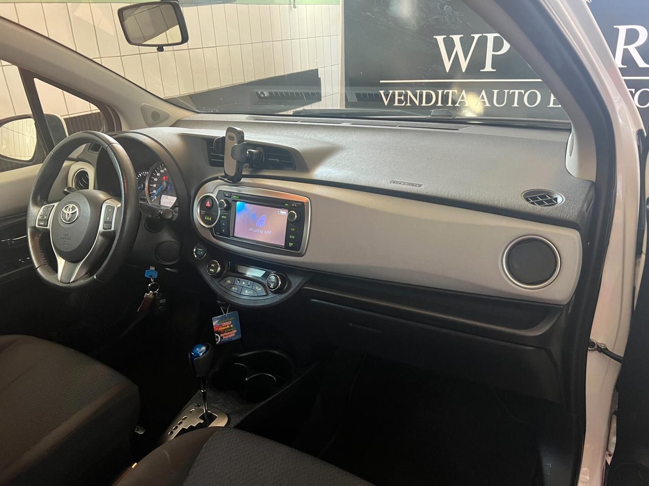 Toyota Yaris 1.5 Hybrid 5 porte Lounge Più