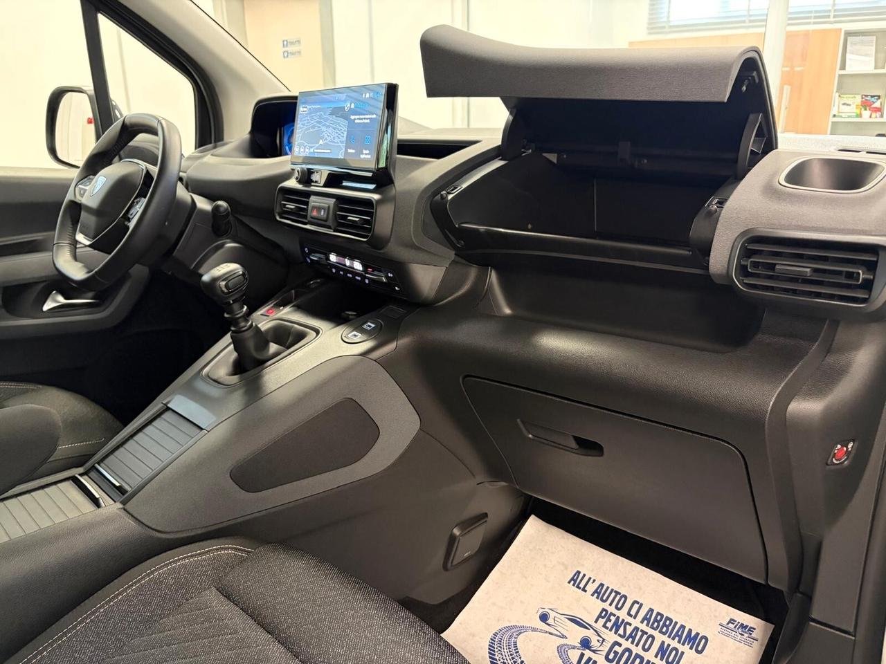 Peugeot Rifter 1.5 bluehdi Allure 100CV AUTOCARRO 5POSTI
