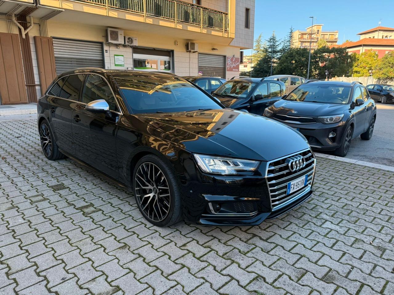 Audi A4 Avant 2.0 TDI 190 CV ultra S tronic S-Line