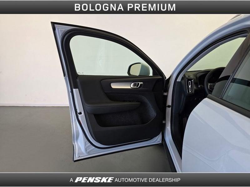 Volvo XC40 T2 Momentum Core