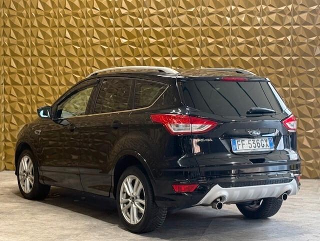 Ford Kuga 2.0 TDCI 150 CV S&S 4WD Powershift Titanium