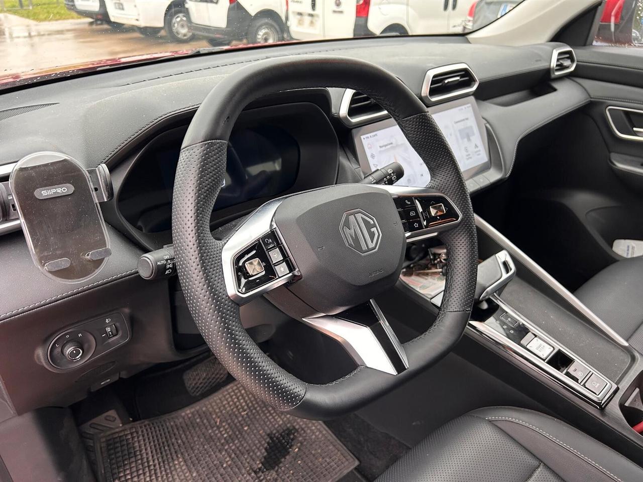 Mg ZS Hybrid+ Luxury