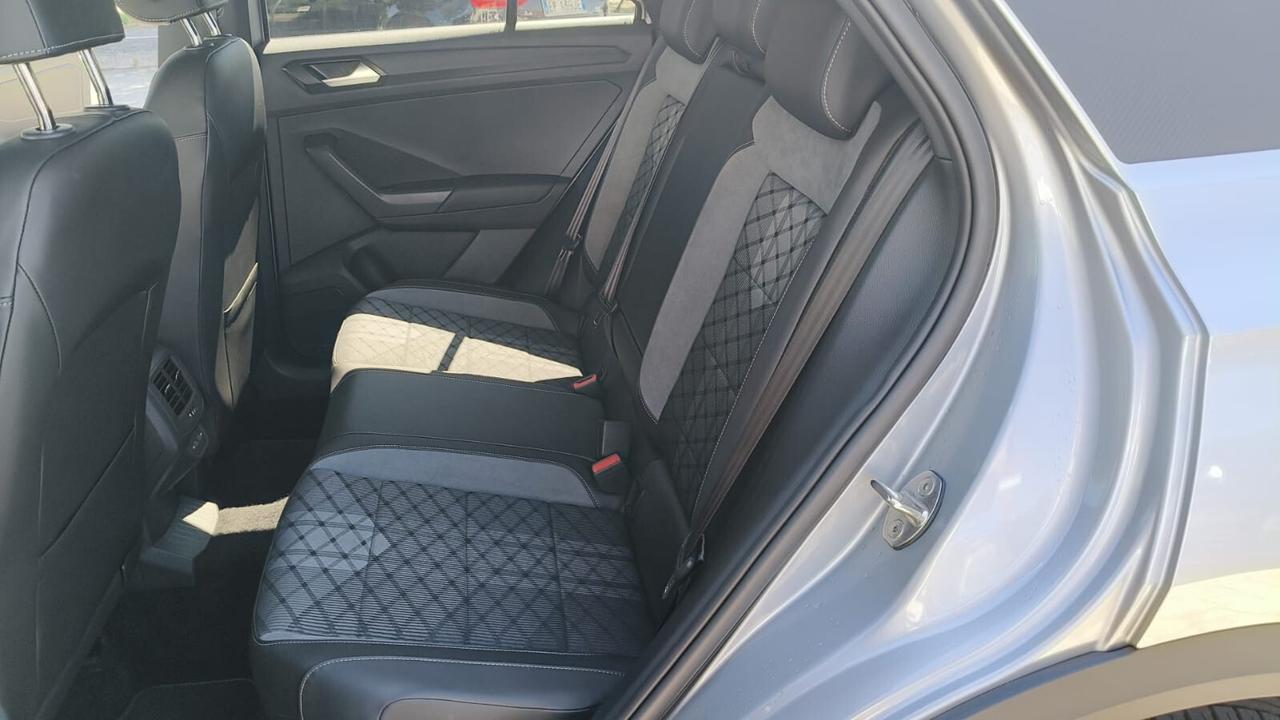 VOLKSWAGEN T-ROC 2.0 TDI 150CV 4MOTION R-LINE 4X4 4WD