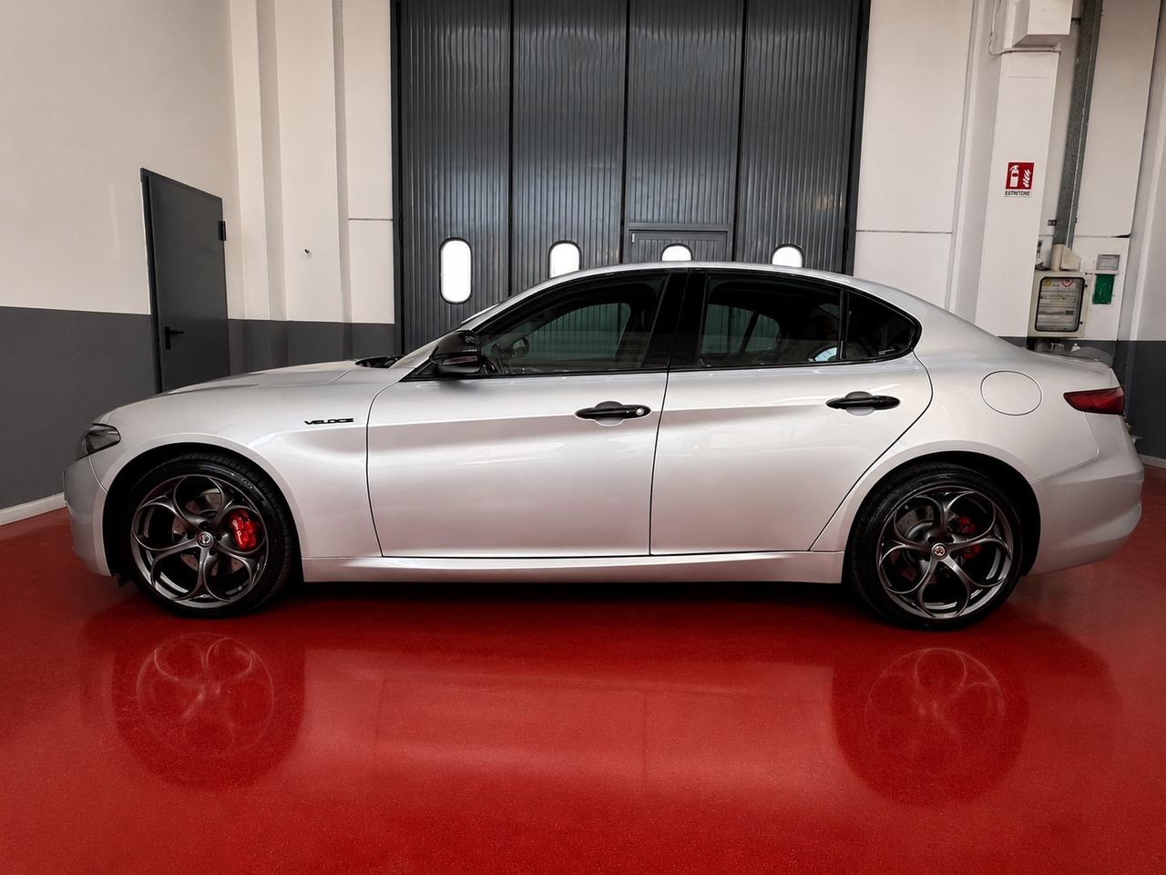 Alfa Romeo Giulia 2.0 Turbo 280 CV AT8 AWD Q4 Veloce