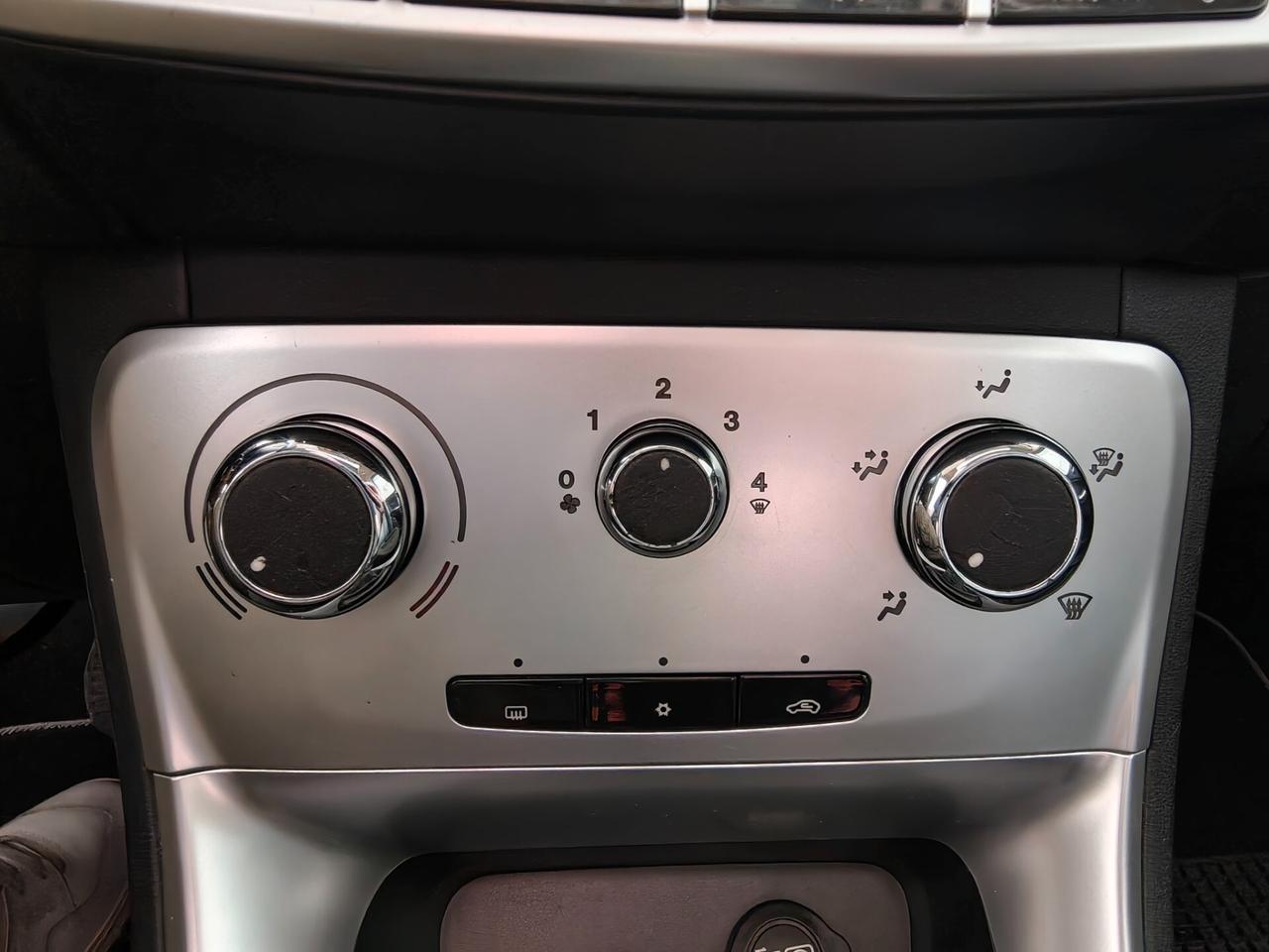 Lancia Delta 1.6 MJT DPF Silver