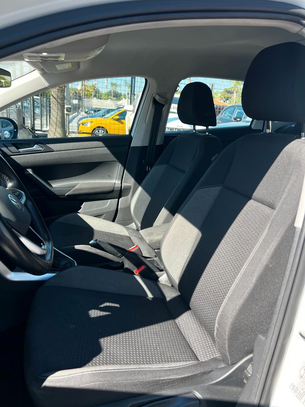Volkswagen Taigo 1.0 TSI 110 CV DSG R-Line