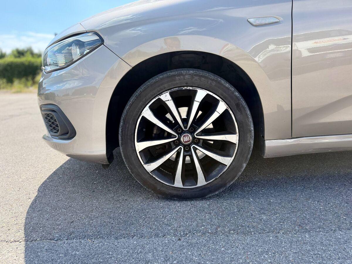Fiat Tipo 1.4 Lounge 95cv