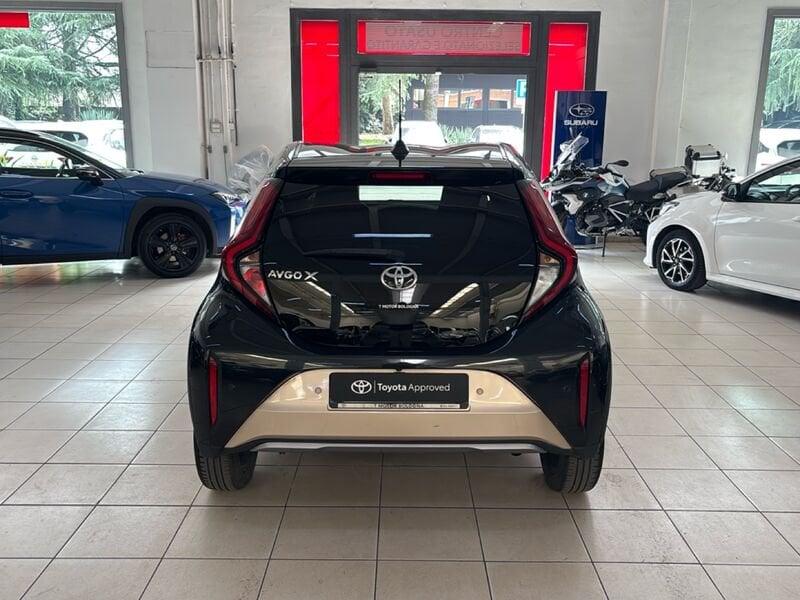 Toyota Aygo X 1.0B (72 CV) Lounge S-CVT