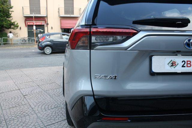 TOYOTA RAV 4 MY23 RAV4 2.5 HV (218CV) E-CVT 2WD Style