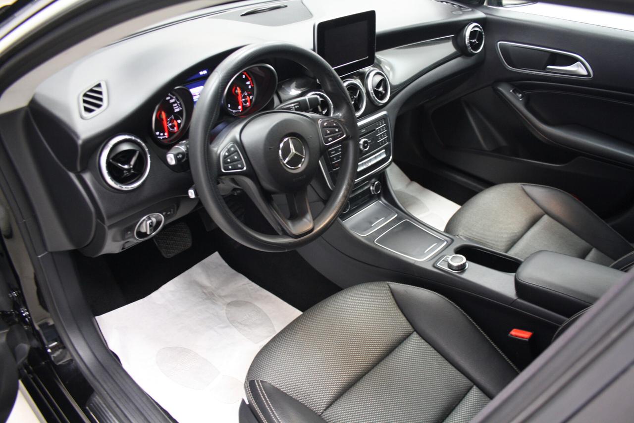 MERCEDES CLA 200 SHOOTIN BRAKE 136CV