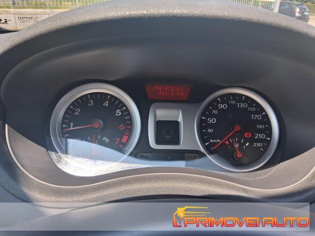 RENAULT Clio 1.2 16V 5 porte Dynamique