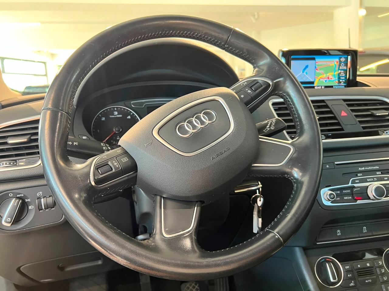 Audi Q3 2.0 TDI 150 CV Business