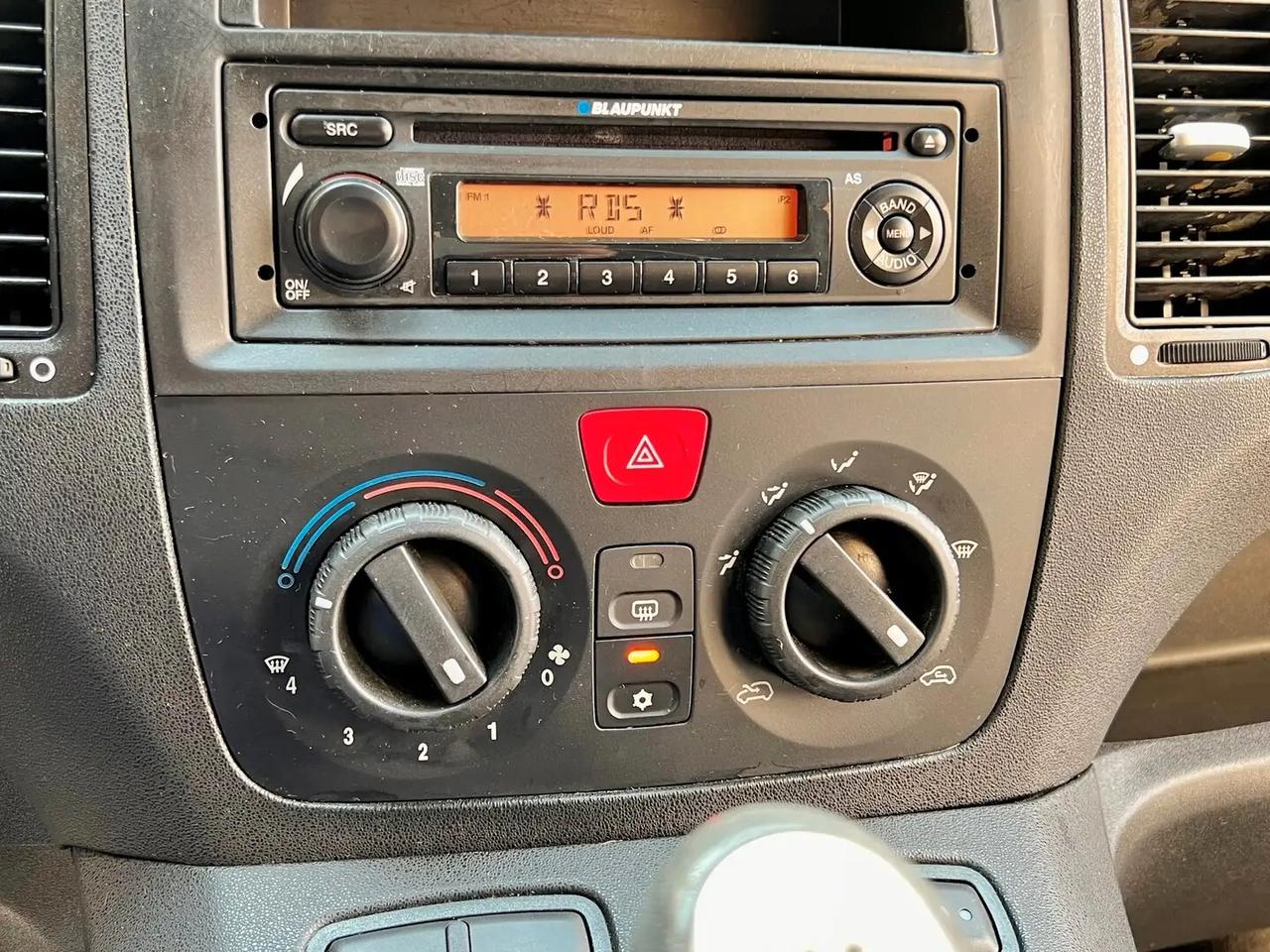 Fiat Idea 1.4 16v 95cv 6Marce Euro5 Active