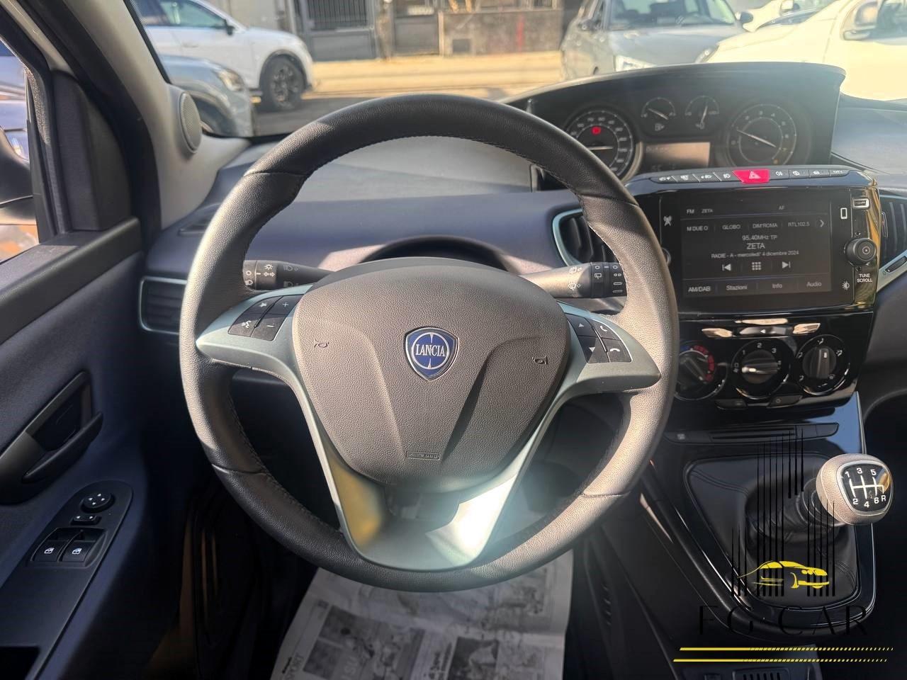 Lancia Ypsilon 1.0 FireFly 5 porte S&S Hybrid