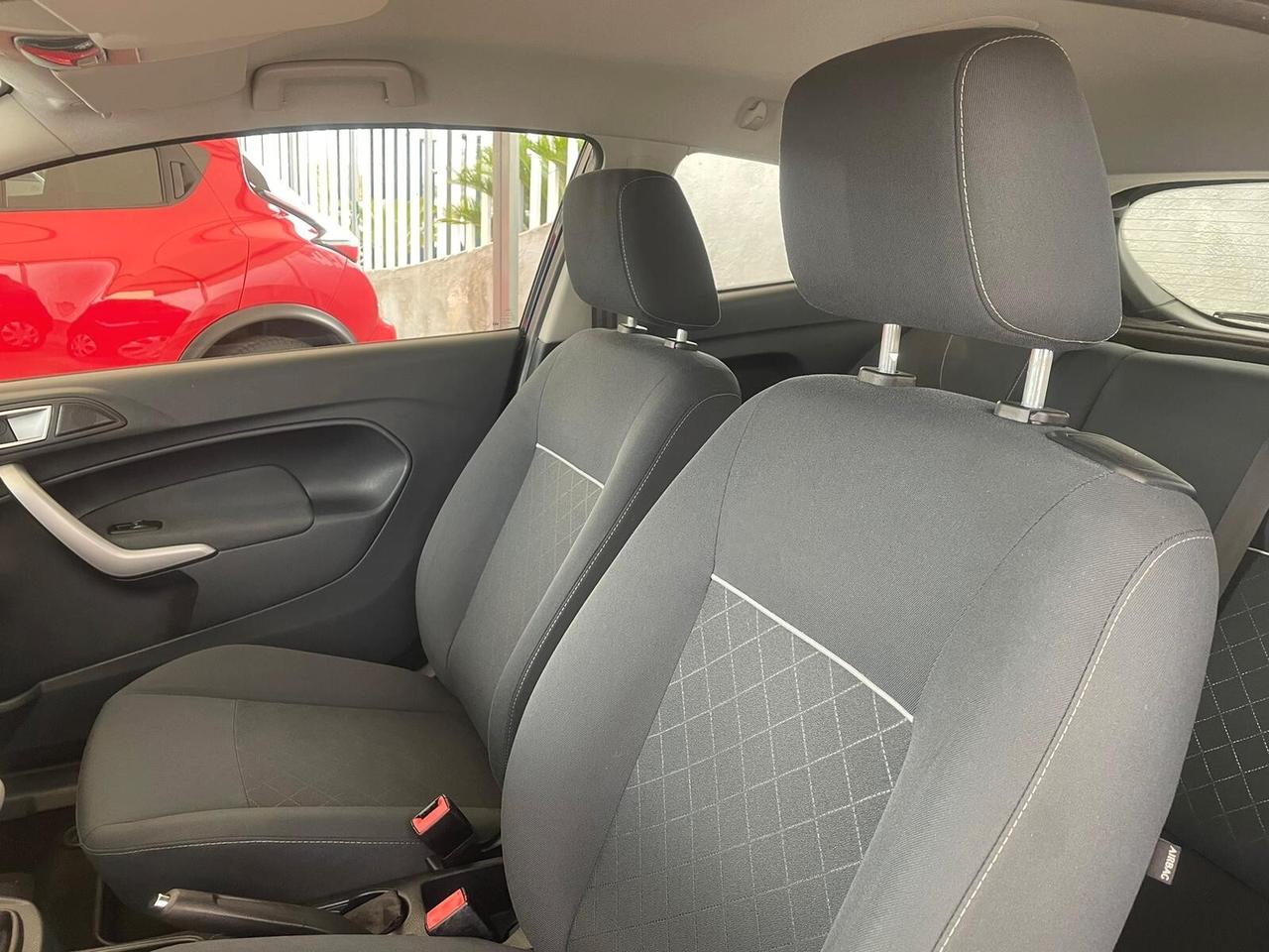 Ford Fiesta Ikon 1.4 3 porte Bz.- GPL