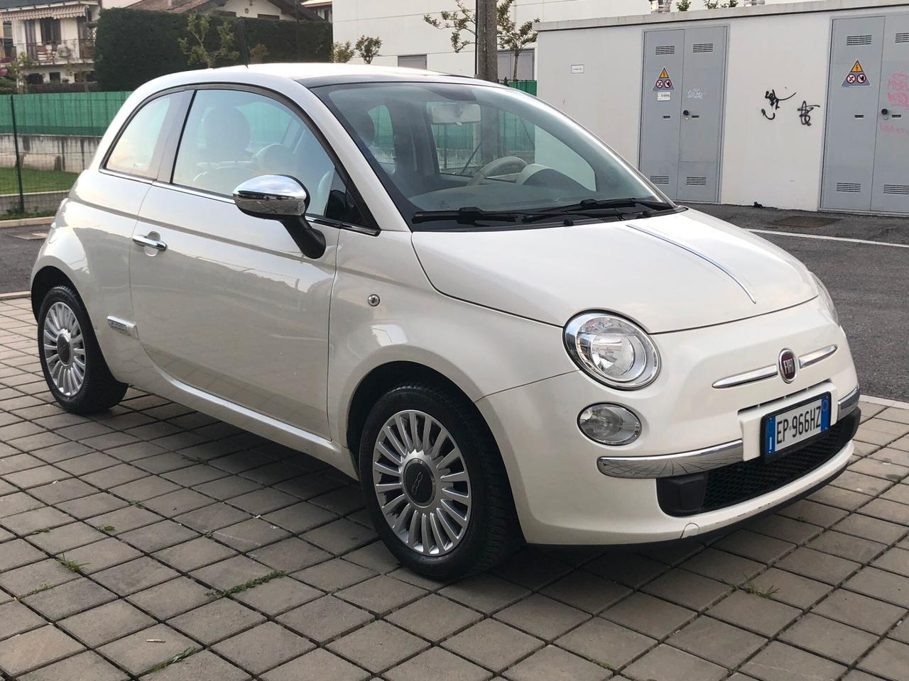 Fiat 500 1.2 Lounge 64000 km