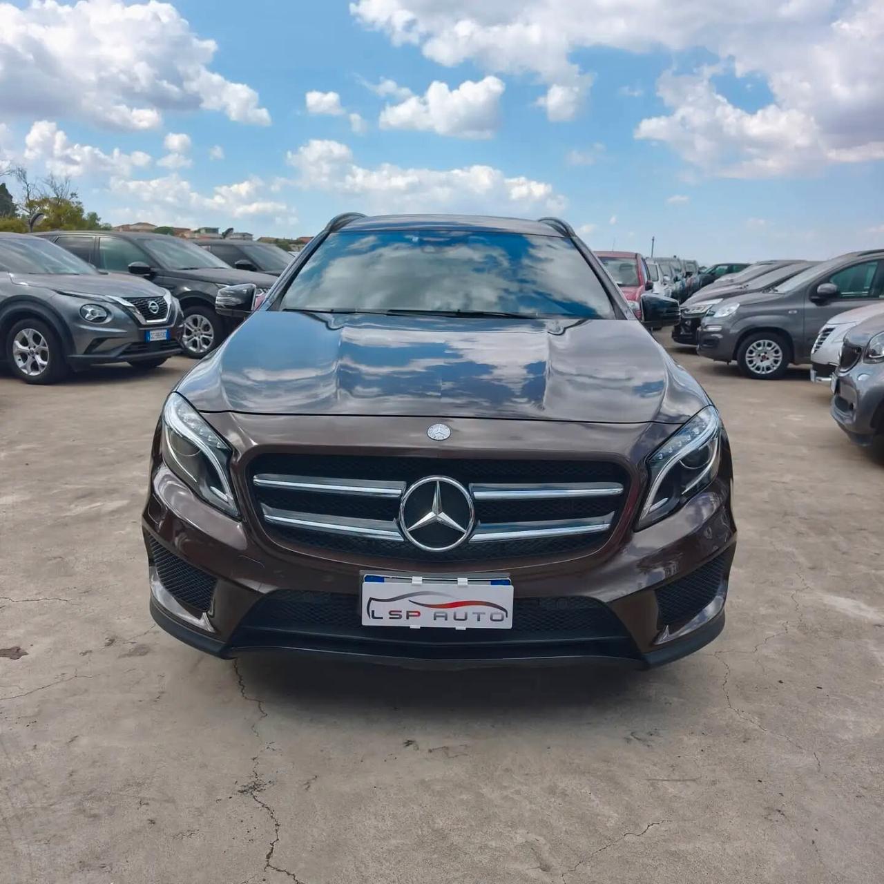 Mercedes-benz GLA 200 4matic PREMIUM AMG NIGHTPACK KM CERTIFICATI