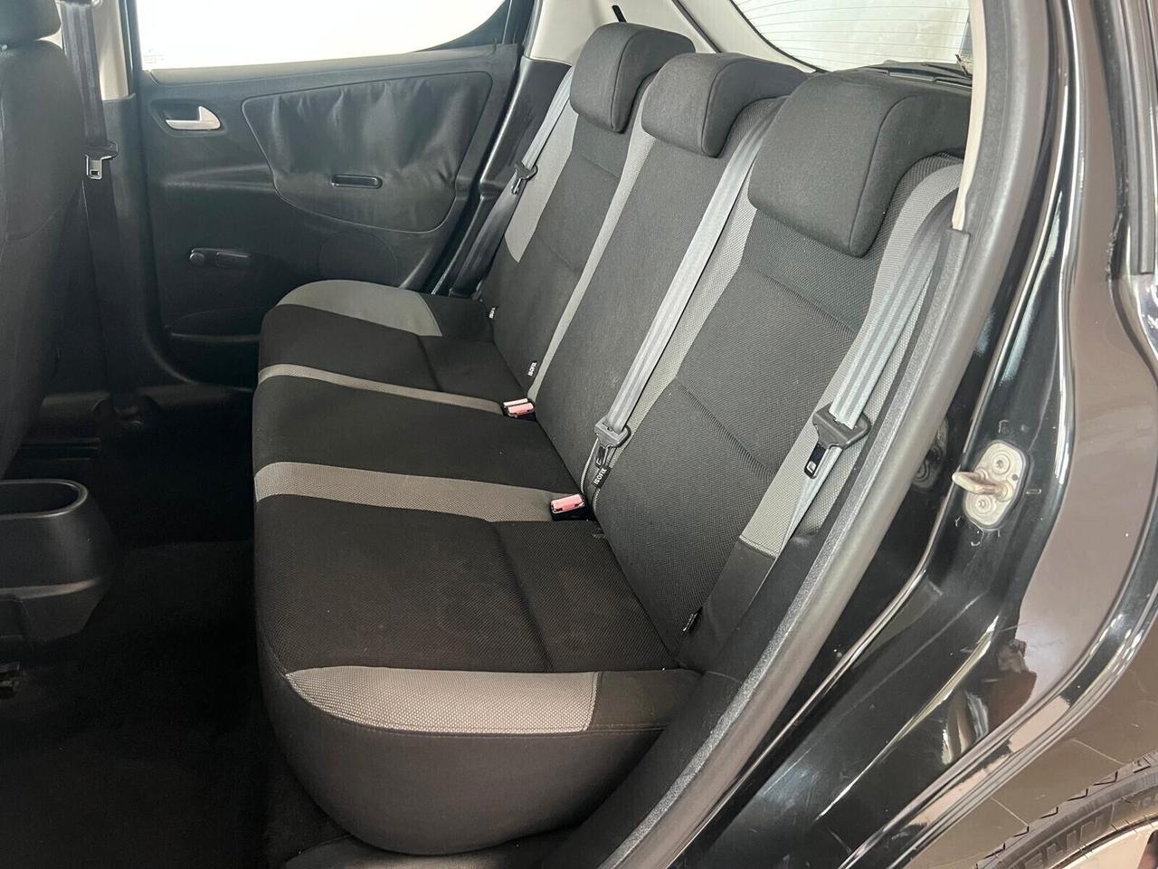 Peugeot 207 1.4 HDi 70CV