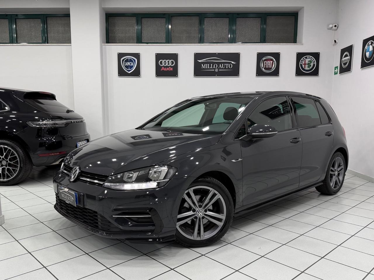 Volkswagen Golf 1.0cc 115cv R-Line