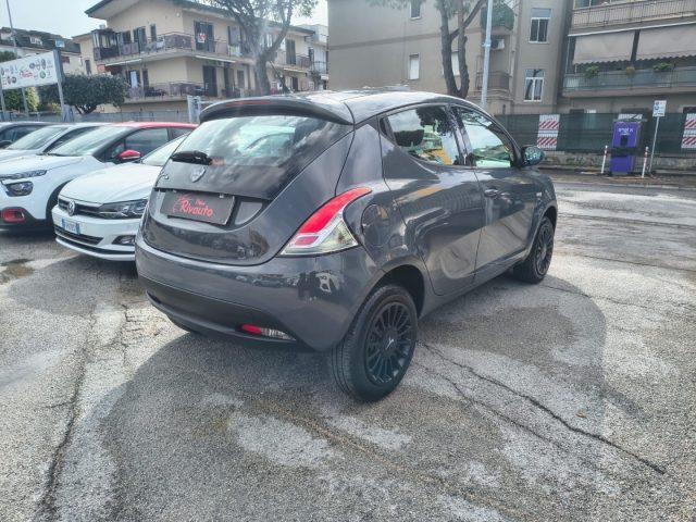 LANCIA Ypsilon 0.9 TwinAir 85 CV 5 porte Metano Ecochic Elefantin