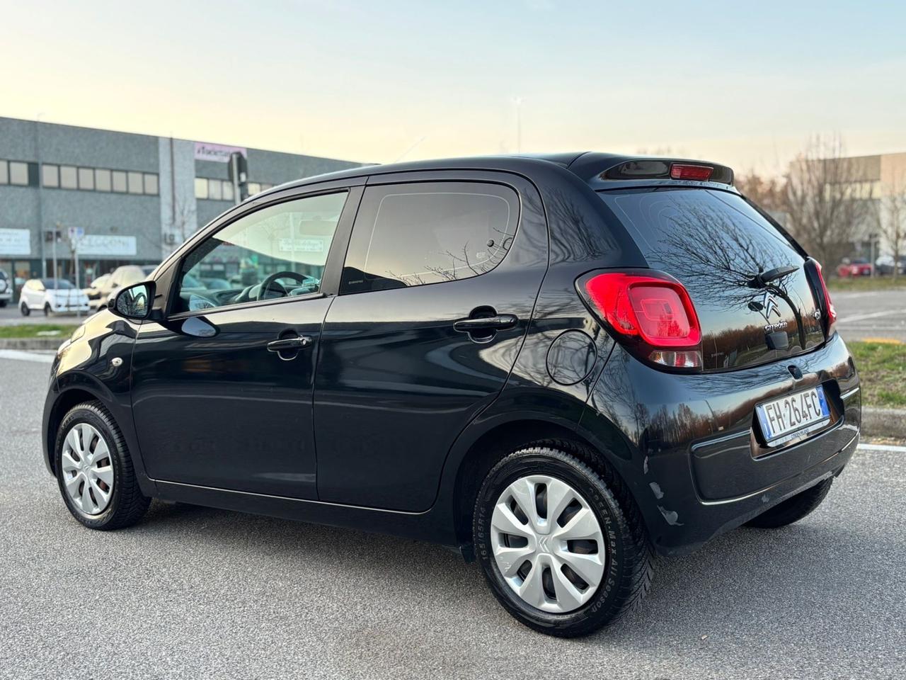 Citroen C1 VTi 68 ETG 3 porte Shine