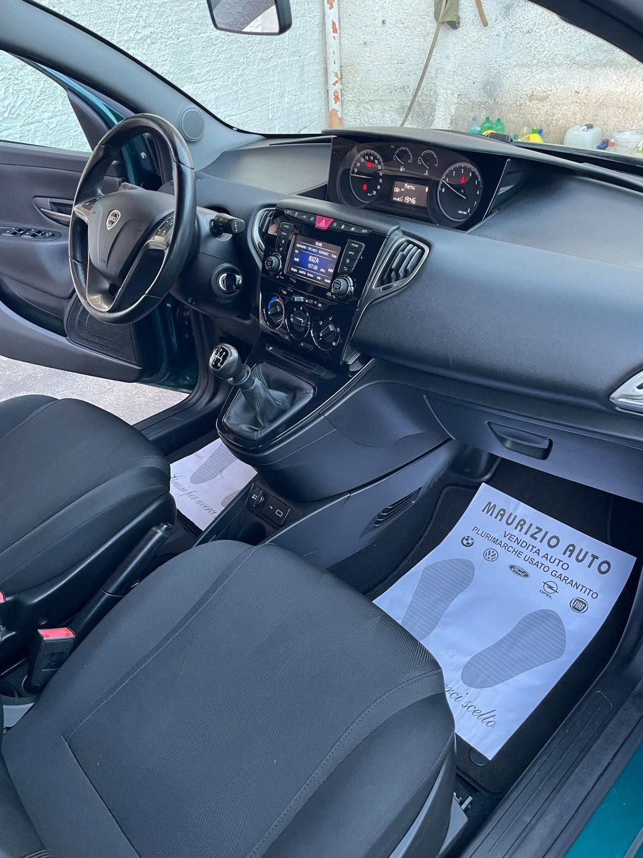 Lancia Ypsilon 1.2 69 CV 5 porte GPL Ecochic Platinum stupenda