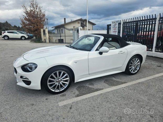 FIAT 124 Spider Turbo Lusso