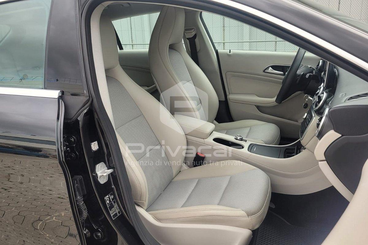 MERCEDES CLA 200 d S.W. Automatic Business